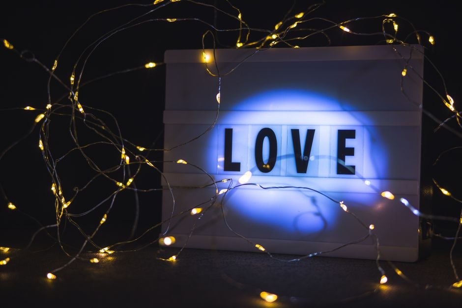 Light Box: Panduan Slim Light Box, LED, dan Cara Memilih yang Tepat Light Box: Panduan Slim Light Box, LED, dan Cara Memilih yang Tepat
